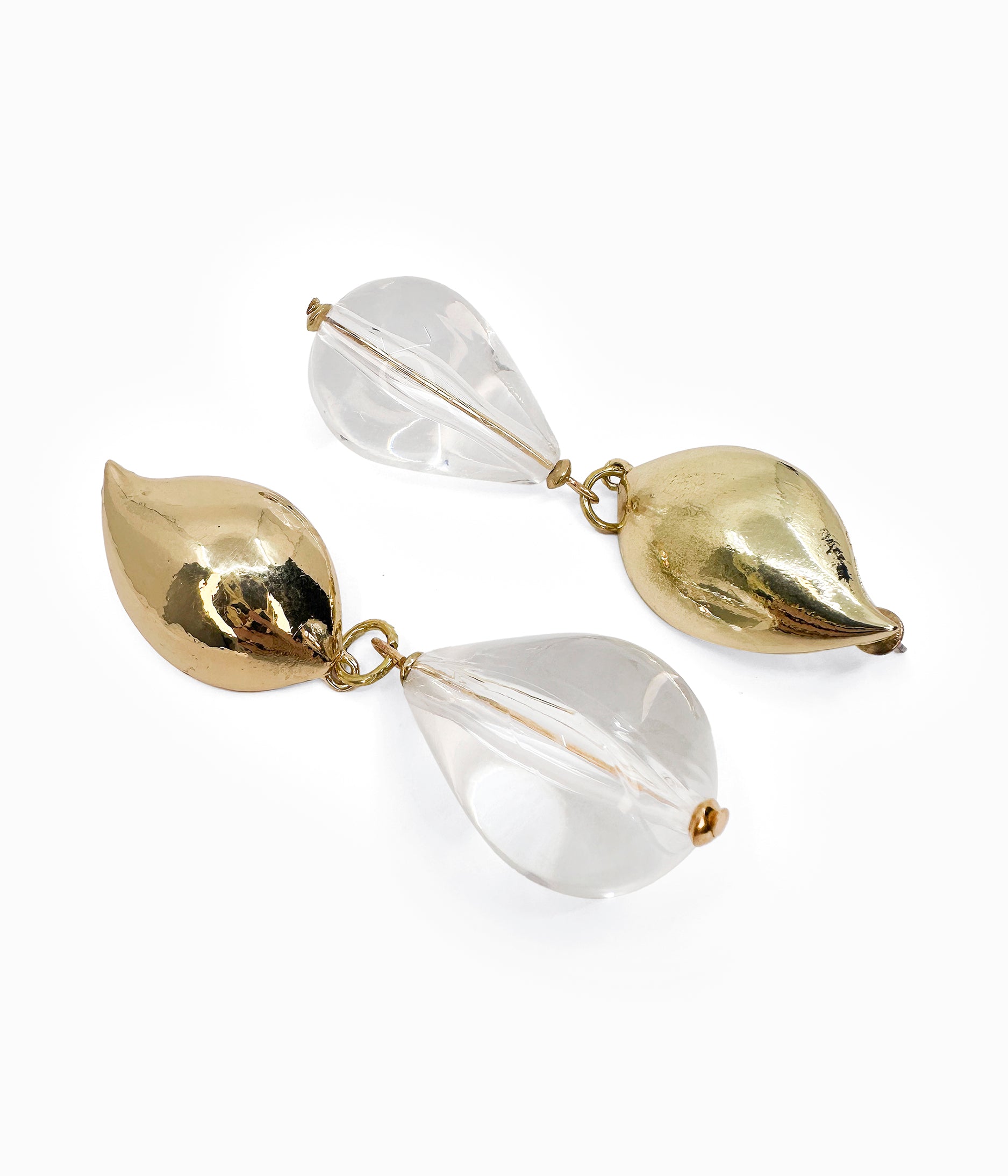 Vintage 80s Clear Tear Drop Lucite Earrings