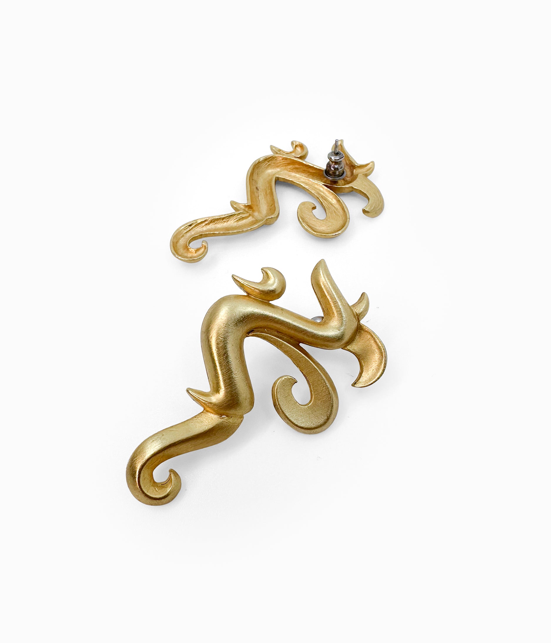 JJ© 1980's Matte Gold Tone Swirly Earrings