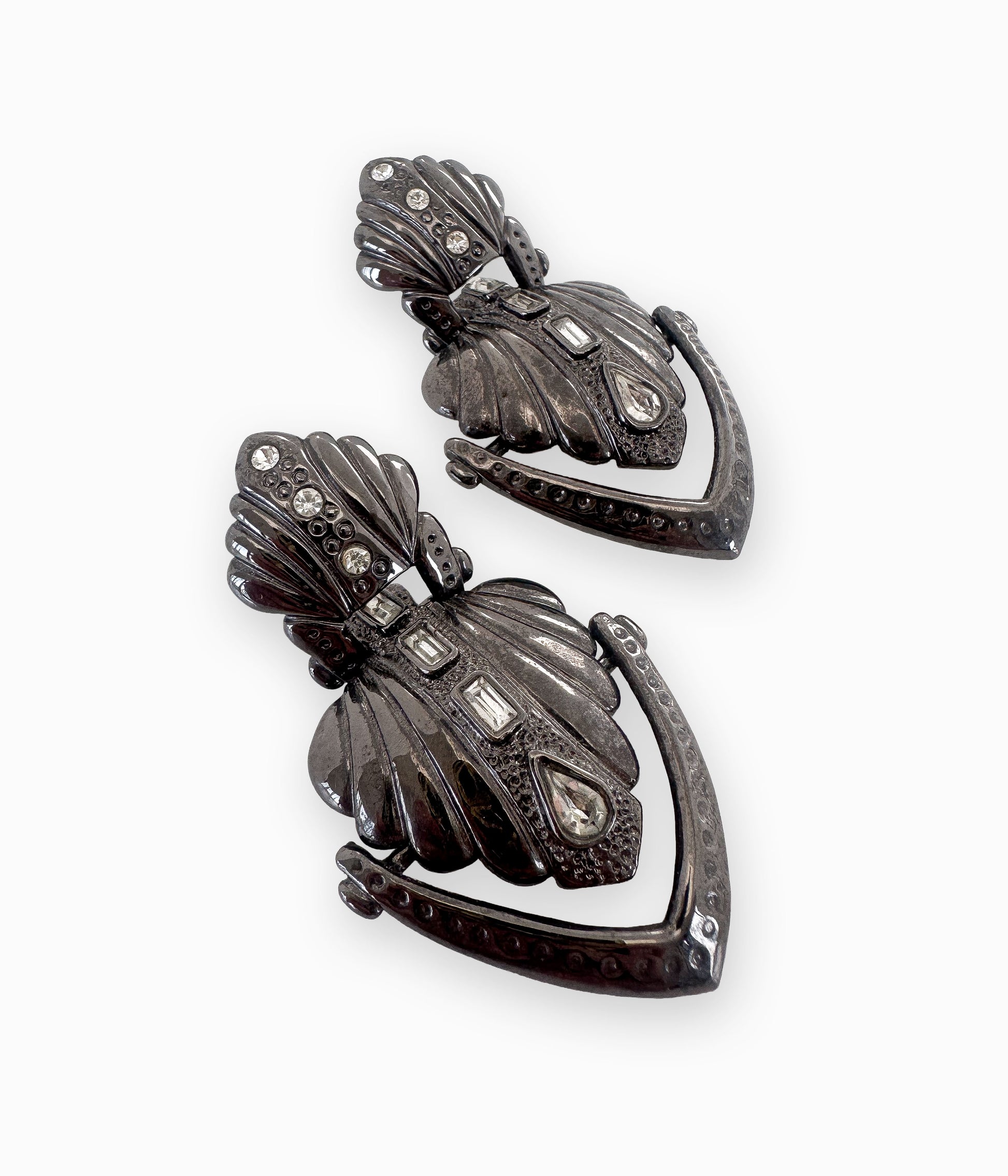 Vintage Dark Grey Shell Shaped Earrings With Crystals