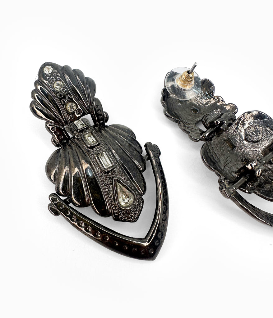 Vintage Dark Grey Shell Shaped Earrings With Crystals