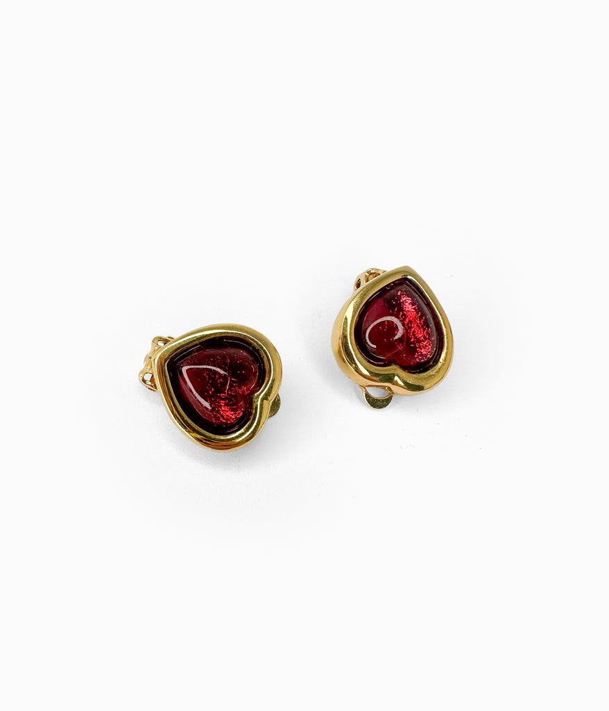 Vintage Cabuchon Red Heart Tiny Earrings