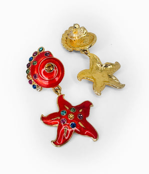 EDGAR BEREBI 1990's Red Seashell & Starfish With Multicolored Rhinestones (NOS)