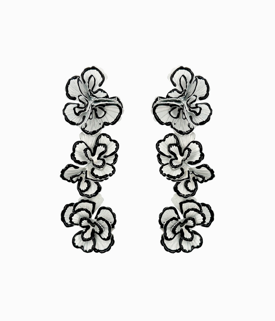 Vintage White & Black Flower Dangle Earrings