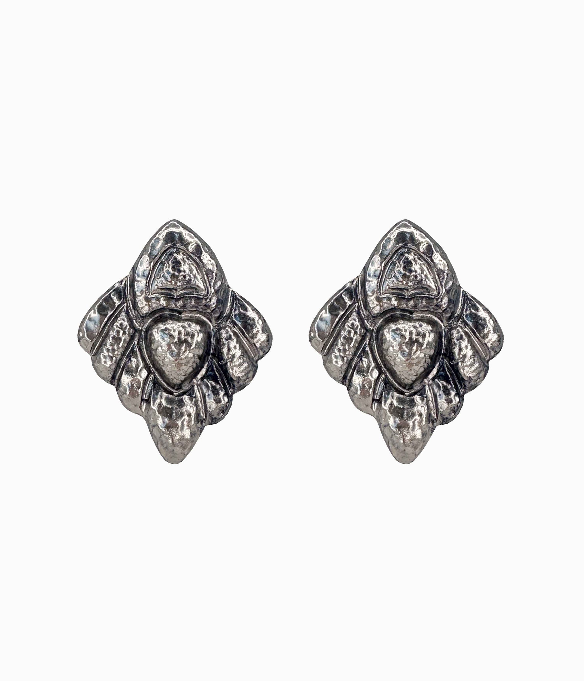 Vintage 90's Silver Tone Hammered Motif Diamond Shaped Earrings