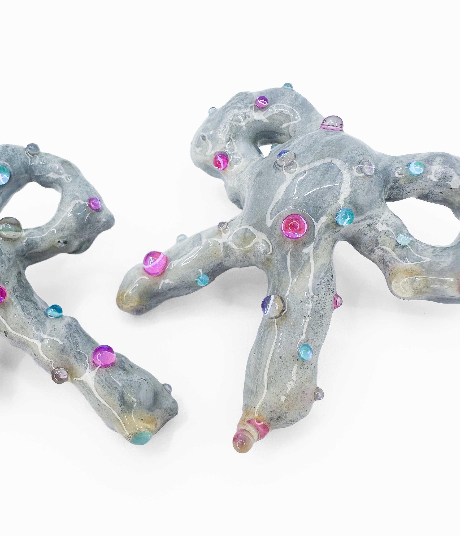Glitzy Chalk Bows Earrings